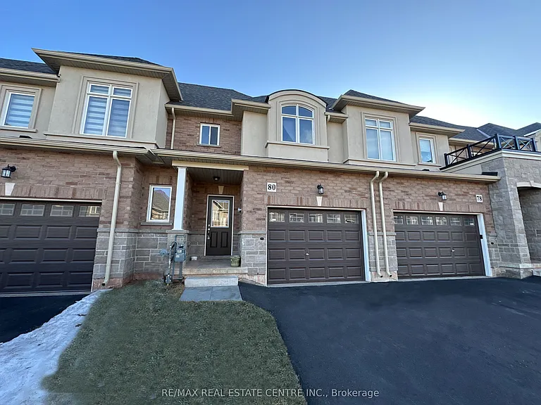 80 Pinot Cres — Photo 1