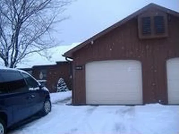 3241 Westminster Dr SE, Kentwood, MI 49512