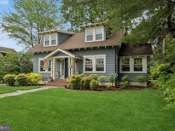 85 W Prospect St, Hopewell, NJ 08525