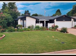 608 Queensboro Pl, Yukon, OK 73099