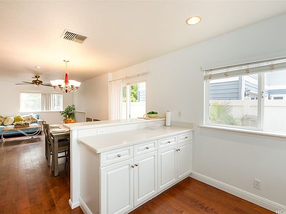 5th image of 92-7049 Elele St Unit 19
