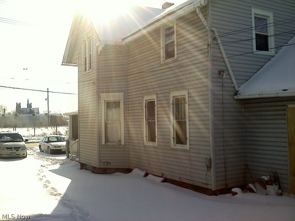 3rd image of 6605 Union Ave