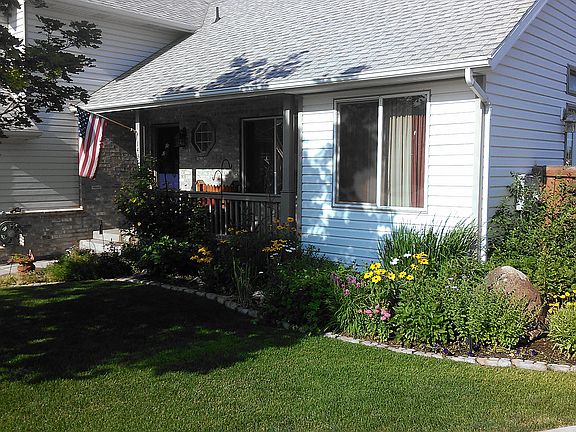 5th image of 1437 N 580 W