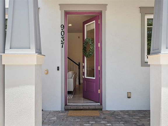 3rd image of 9037 Laureate Blvd