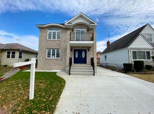 82-35 263, Glen Oaks, NY 11004