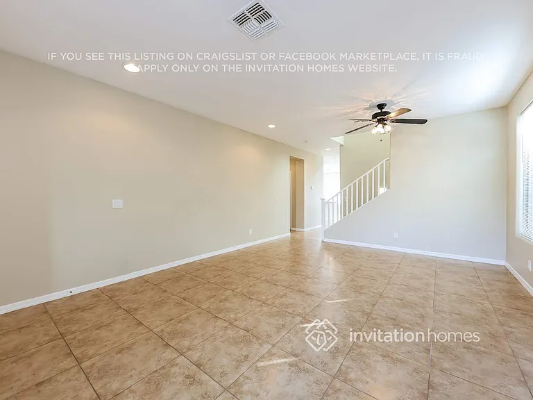 29357 N 67th Dr — Photo 4