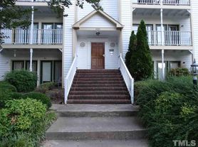 2030 Quaker Lndg, Raleigh, NC