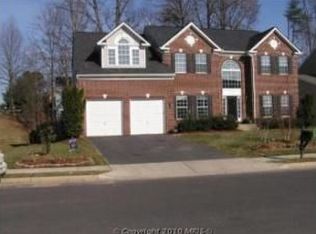5044 Leatherback Rd, Woodbridge, VA 22193