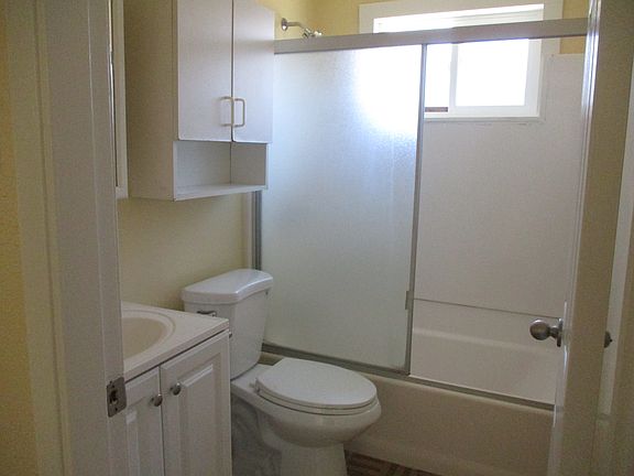 5th image of 307 Goya Dr