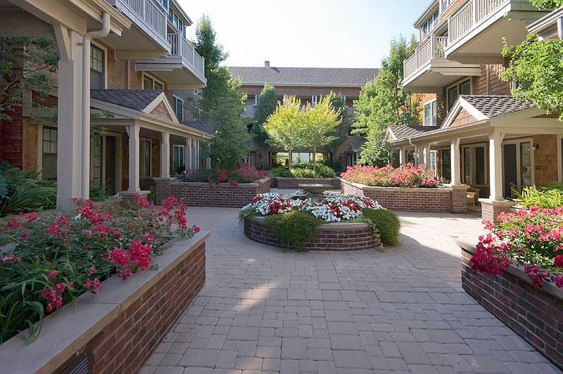 Beautiful Courtyard of Premier Woodmark Condominum Buildig in downtown Palo Alto