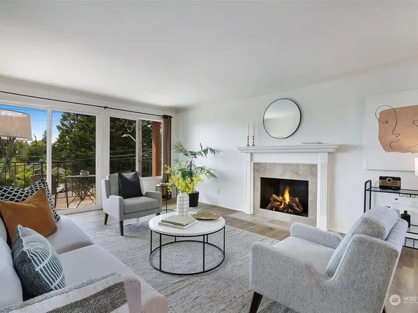 8000 28th Avenue NW #420, Seattle, WA 98117