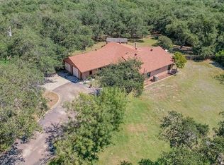 1392 W Johnson Ave, Aransas Pass, TX 78336