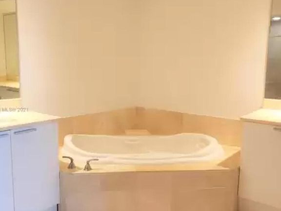 5th image of 15051 Royal Oaks Ln APT 1404
