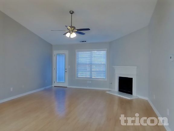 3rd image of 2570 Harbins Mill Dr