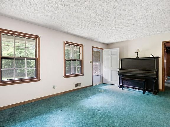 5th image of 2458 Hiram Sudie Rd