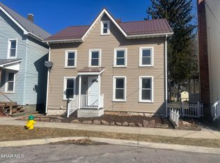 251 Broad St, Hollidaysburg, PA 16648