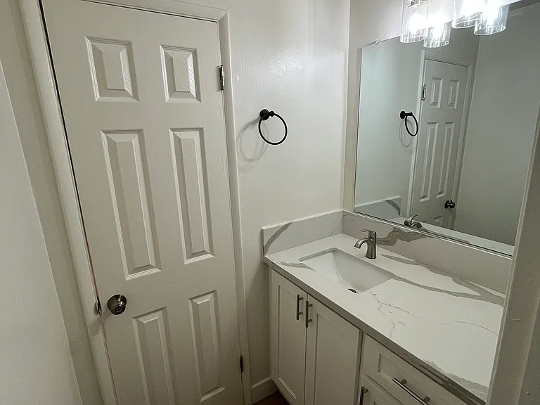 6315 Aldama St #9 — Photo 7