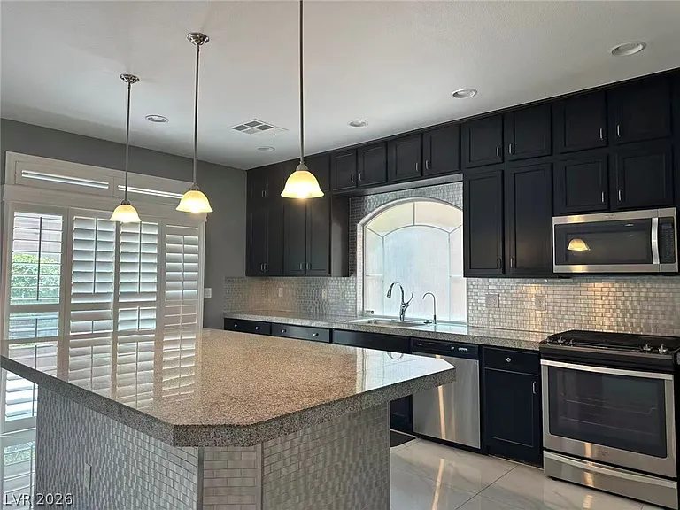 5937 Gordon Creek Ave — Photo 7