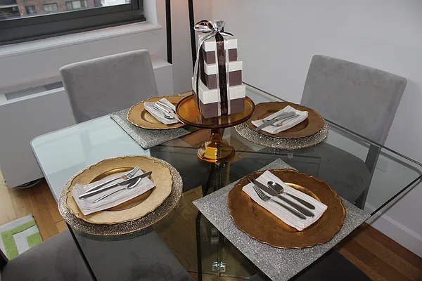 Rented by UDR | media 9