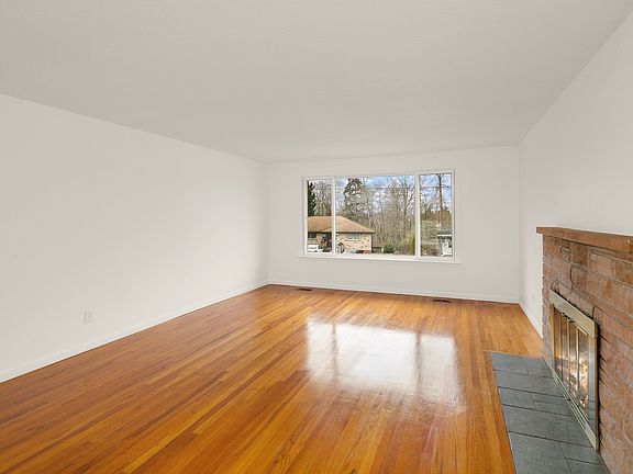 4th image of 23234 25th Ave S