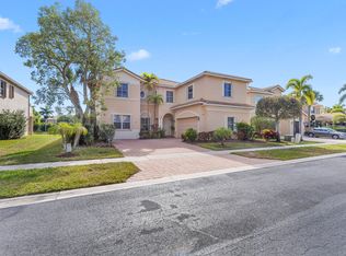 1190 Canyon Way, Wellington, FL 33414