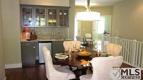 Formal dining