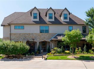 2633 Stoneleigh Cir, Richardson, TX 75080