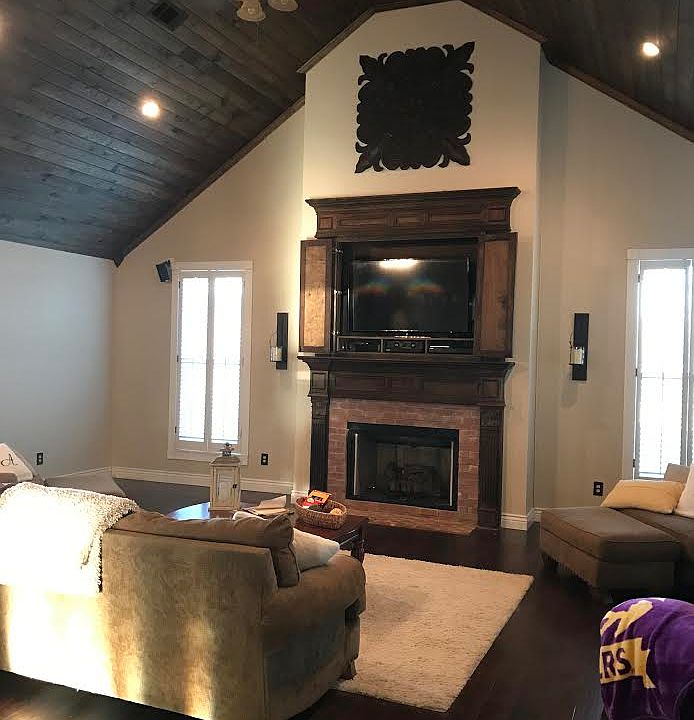 1st image of 112 Lakeside Ct
