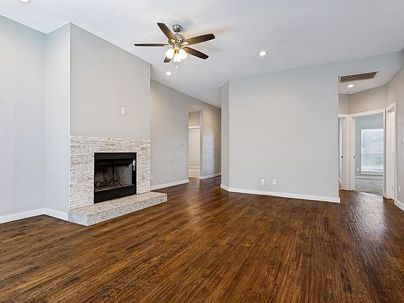 4th image of 4909 Collingwood Dr
