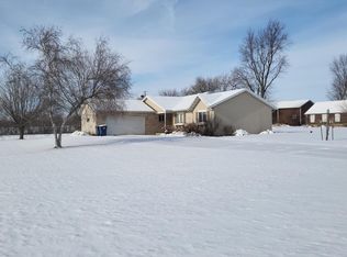 2944 S Paddock Rd, Beloit, WI 53511