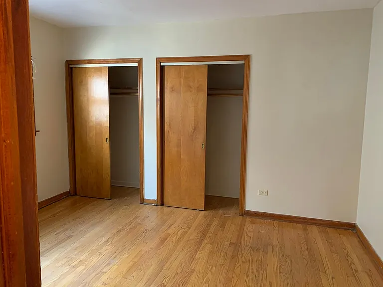 4208 N Leavitt St #2 — Photo 6