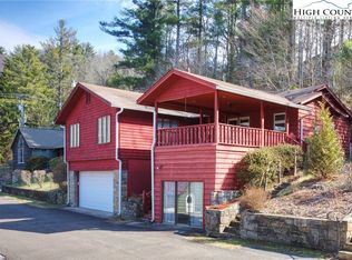 137 Maple Rd, Blowing Rock, NC 28605