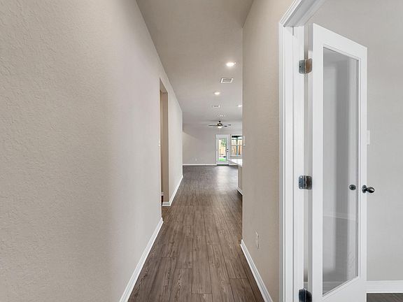 5th image of 3112 Gorge Way
