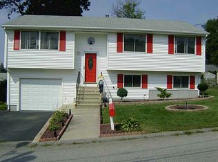 26 Pinewood Ave, Johnston, RI 02919