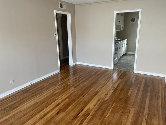 2nd image of 1824 N Cotner Blvd