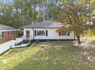 604 Oak St, Fuquay Varina, NC 27526