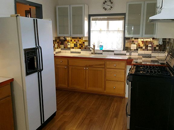 2nd image of 1717 1st St