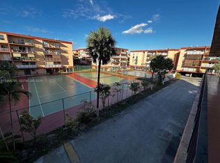1990 W 56th St APT 1203, Hialeah, FL 33012