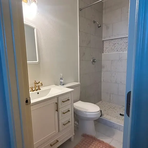 1501 Galveston St — Photo 8