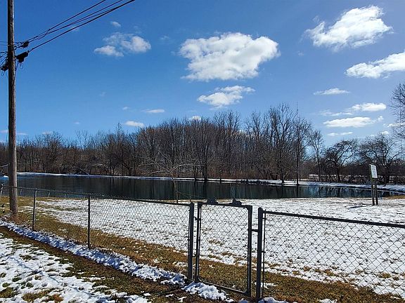 5th image of 4924 Nassau Dr