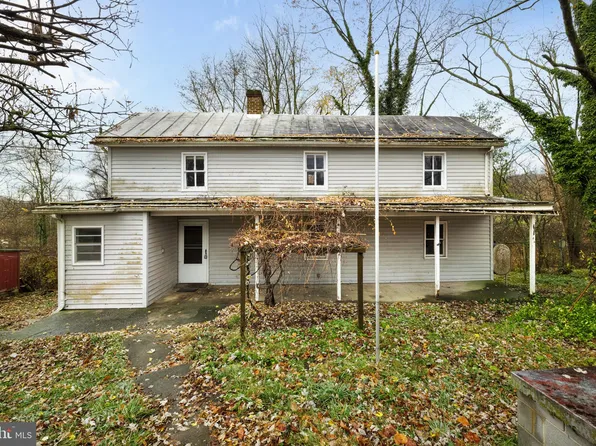 7683 Pearl Lake Dr, Timberville, VA 22853
