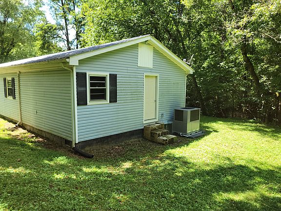 4th image of 2515 Smith Hollow Rd