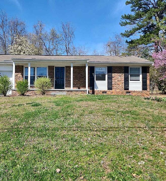1st image of 6111 Cougar Dr