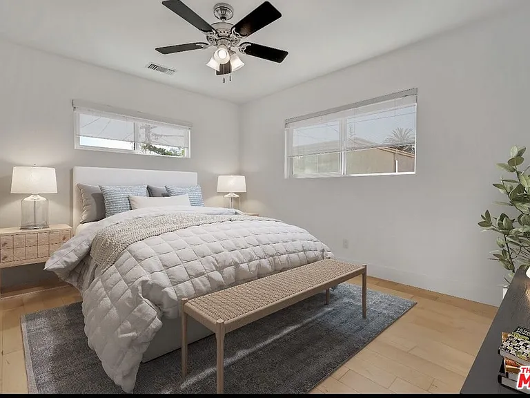 119 Paloma Ave #M — Photo 19