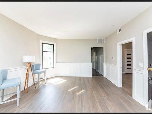5th image of 2637 W Altgeld St #2
