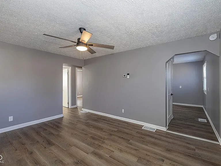 1148 Medford Ave — Photo 5