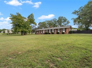 300 N Green St, Williamston, SC 29697