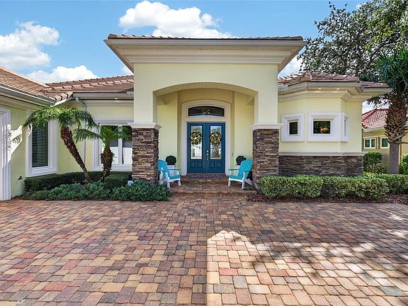 3rd image of 28 N WATERVIEW DRIVE