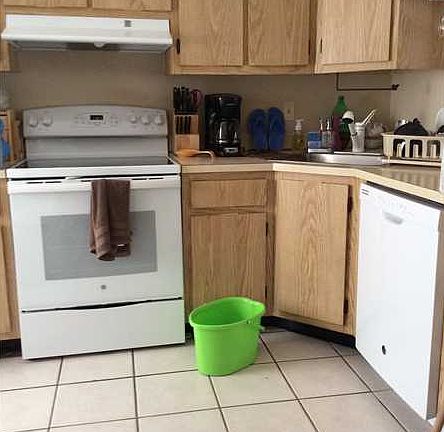 4th image of 833 Hill Dr APT G
