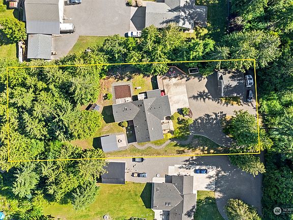 3rd image of 93 Elderberry Lane
